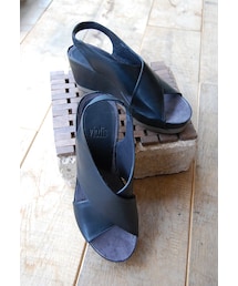 Vialis | クロスベルトサンダル(サンダル)