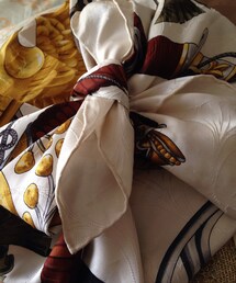 HERMES | イチョウ柄のスカーフ(マフラー)