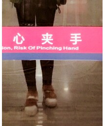 NO | スニーカー