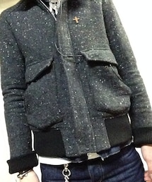 RUDE GALLERY | ネップウールのズルゾン
ピンはロットワイラーのクロス(ブルゾン)