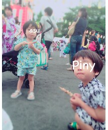 焼き鳥ほおばる息子ら😝 | 浴衣