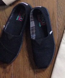 BOBS | スケッチャーズ系列のスリッポン。TOMSみたいで歩きやすいから購入。(スニーカー)