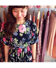 黒の花柄ワンピース(USED)(ワンピース)