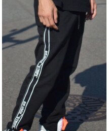 off white | その他パンツ
