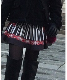 Triton | スカート