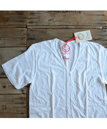 A LOVE MOVEMENT | Tシャツ/カットソー