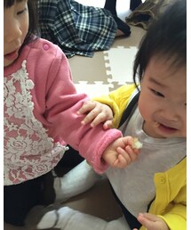 無理矢理パンを食べさせられ泣く😂 | その他