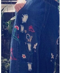 c | デニムパンツ