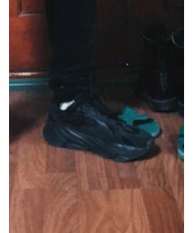 Yeezy | スニーカー