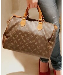 LOUIS VUITTON | 母が今の私よりも少し若い頃に、亡くなった祖父の退職金(一部)で購入したとの事。暫く使われずに押入れの隅に隠れていたので最近磨き上げて復活させ、大事に使わせていただいています(^^)(ボストンバッグ)