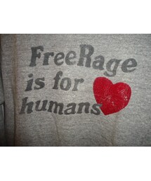 free rage | 小窓④　染み込みロゴプリ＆クラック♡、♡がハズくて着てないの。(Tシャツ/カットソー)