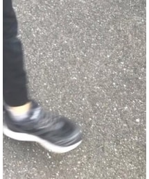 瞬足 | スニーカー