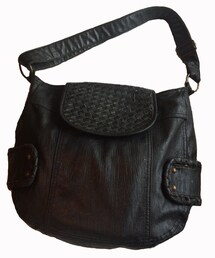 Alphabets alphabet | レザーショルダーバッグ(ショルダーバッグ)