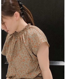 Te chichi TERRASSE | 花柄衿シャーリングワンピース ￥6,990➕tax(ワンピース/ドレス)