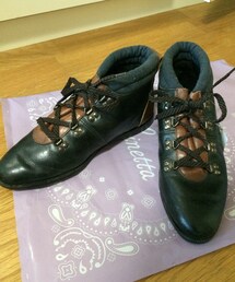 革のショートブーツ(ブーツ)