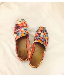 TOMS | Flower Print Toms
花柄トムズ(モカシン/デッキシューズ)