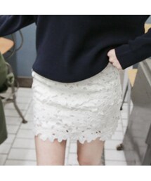 ❙ USTYLE SHOP ❙ 整件花朵蕾絲窄短裙(スカート)