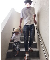 パパと大好きな階段😊 | トップス