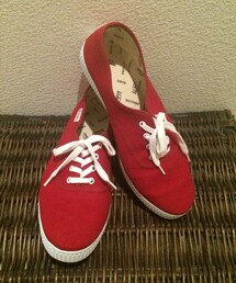 VICTORIA | いちごの匂いがする♡(スニーカー)