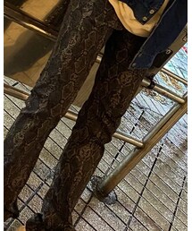 Black Varia | デニムパンツ