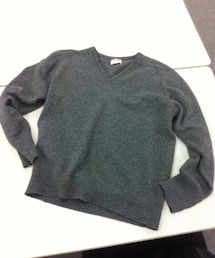 WILLIAM LOCKIE | グレーのニット、
やはり温かい。(ニット/セーター)