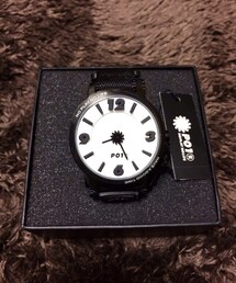 P01 | アナログ腕時計