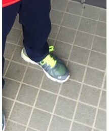 UNDER ARMOUR | スニーカー