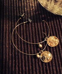 be. | coin foop pierce


http://be0124.theshop.jp(ピアス（両耳用）)