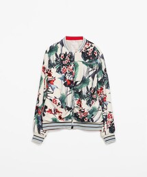 ZARA TRF | プリントボンバージャケット(スタジャン)