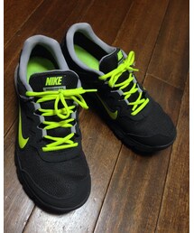 NIKE | 歩き回る時はこれ(スニーカー)