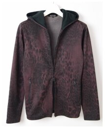 5351 POUR LES HOMMES | エンジ&ブラックの総柄(パーカー)