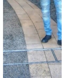 ZARA | デニムパンツ