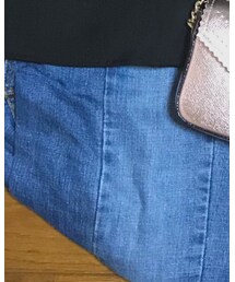 present | デニムパンツ