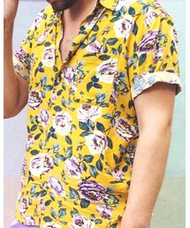 URBAN OUTFITTERS | シャツ/ブラウス