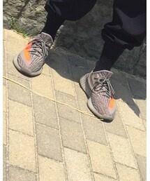 Yeezy | スニーカー