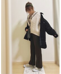 片腕広げ俯きポーズ🧍‍♀️ | その他