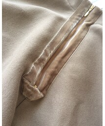 BLUEBIRD BOULEVARD crosses paths with Ron Herman | スカート