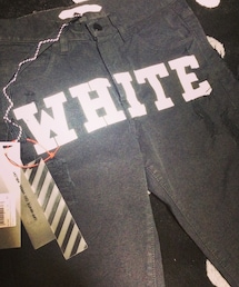 OFF WHITE | OFF WHITE
ブラックデニム(デニムパンツ)
