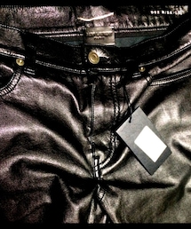 SAINT LAURENT PARIS | サンローランパリ
フェイクレザーパンツ(その他パンツ)