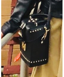 Q10 | ショルダーバッグ