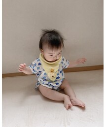 床を見つめる | その他