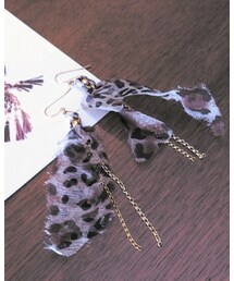 LA PARURIERE | ピアス（両耳用）