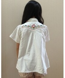 うしろ | シャツ/ブラウス