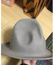 World's End | ハット