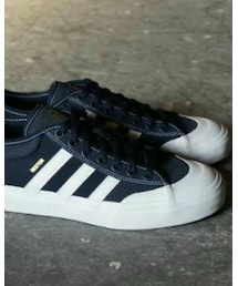 adidas | スニーカー