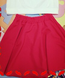 SPINNS | 赤フレアスカート(スカート)