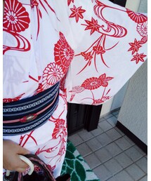 白地に赤の浴衣 | 浴衣