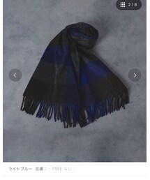 Joshua Ellis | マフラー