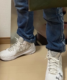 UNDER ARMOUR | スニーカー