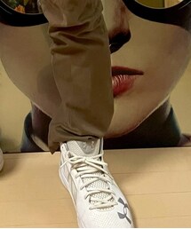 UNDER ARMOUR | スニーカー